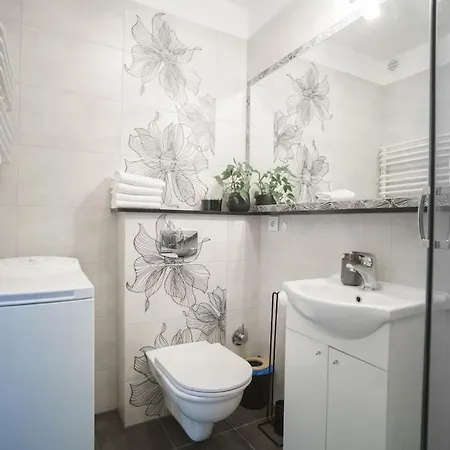 Apartment Mojemiedzyzdroje 1006 *