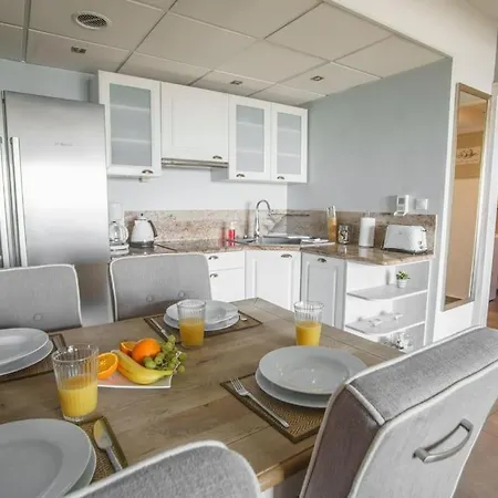 Mojemiedzyzdroje 1006 Apartment